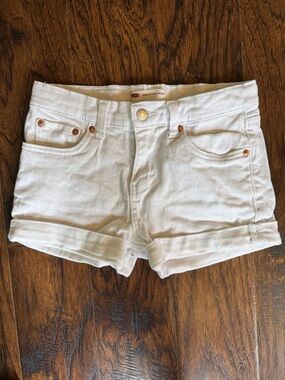 Levi's White Rolled-Hem Denim Girlfriend Shorts, size 12 girls